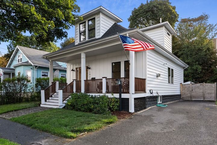 Property Photo:  197 Brookside Pkwy  MA 02155 