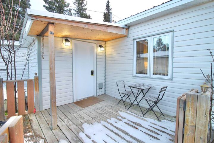 Property Photo: 726 Carmichael Lane 11 AB T7V 1T1