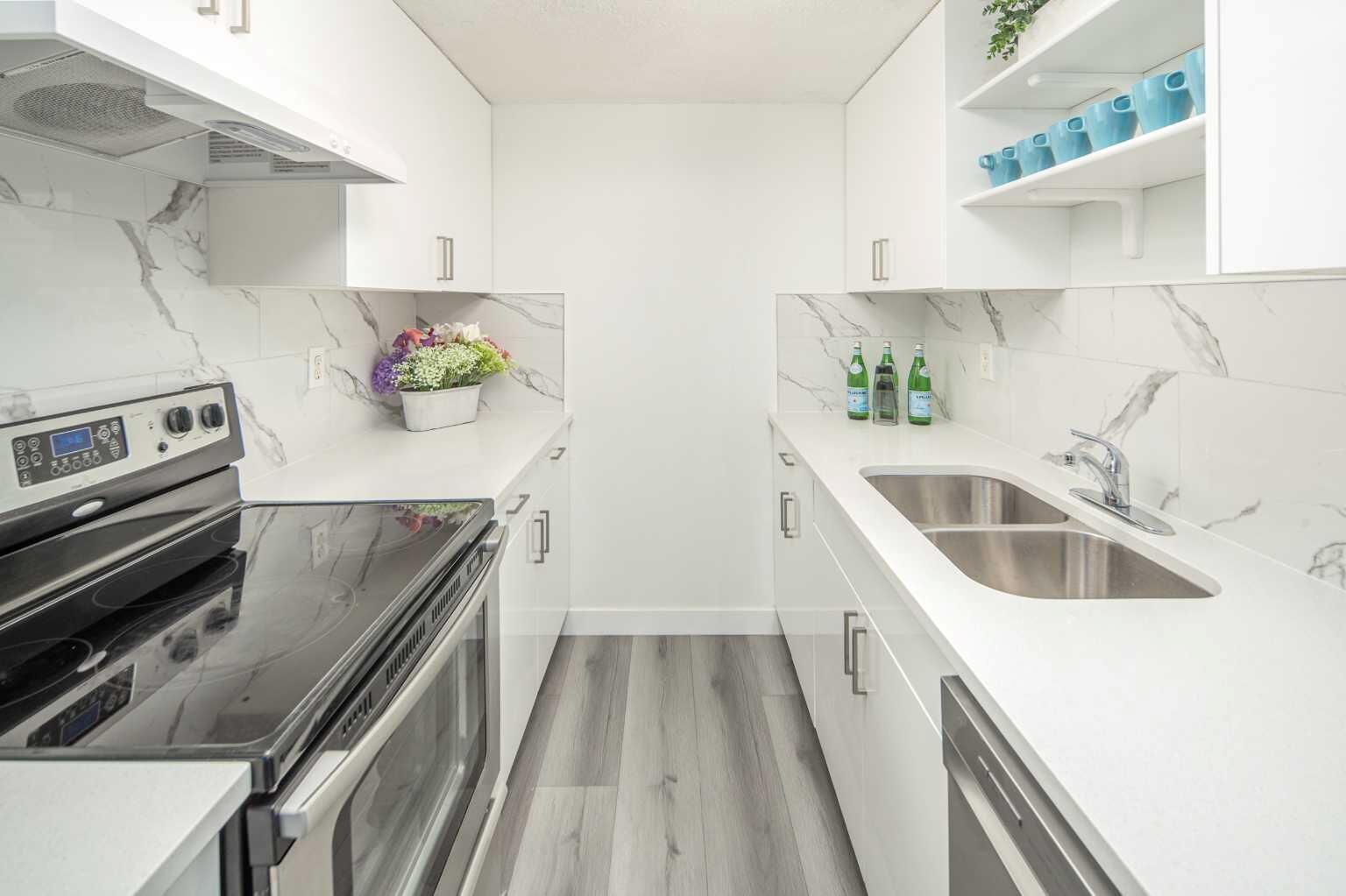 Property Photo: 1055 72 Avenue NW 49 AB T2K 5S4