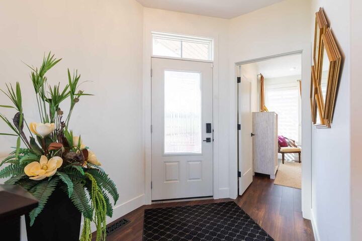 Property Photo:  50 Palisades Mews NE  AB T1C 2B5 