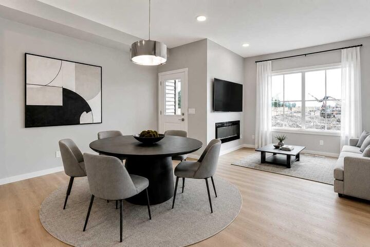 Property Photo:  24 Heritage Point  AB T4C 2J8 
