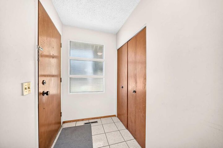 Property Photo:  4620 Voyageur Drive NW  AB T3A 0P6 