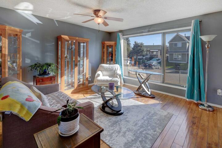 Property Photo:  115 Aberfoyle Close NE  AB T3G 5L6 