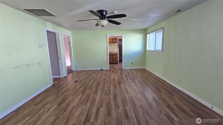 Property Photo: 307 W Summa Street WA 98531