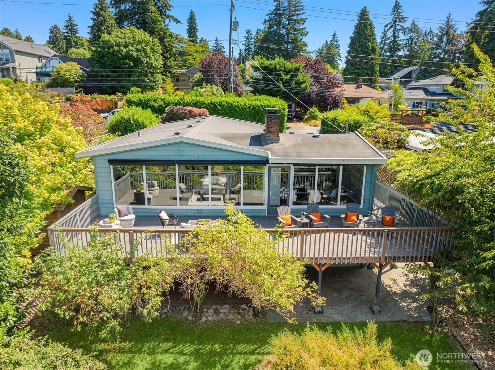 Property Photo: 10737 3rd Avenue NW WA 98177