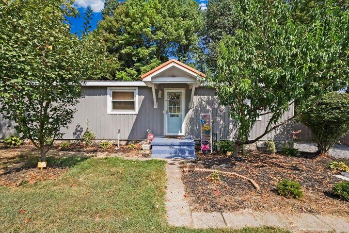 Property Photo:  360 Maple Drive  KY 42164 