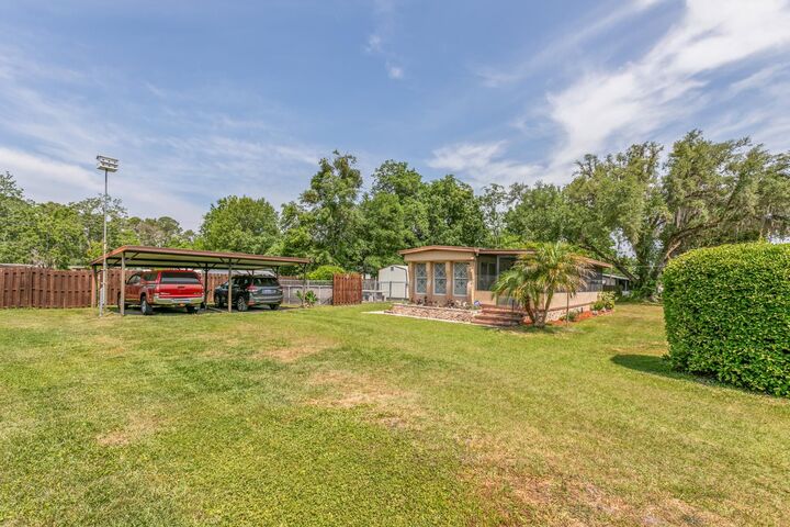 Property Photo: 227 Spec Ln FL 32112