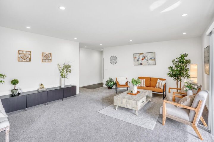 Property Photo:  974 Kiely Boulevard G  CA 95051 