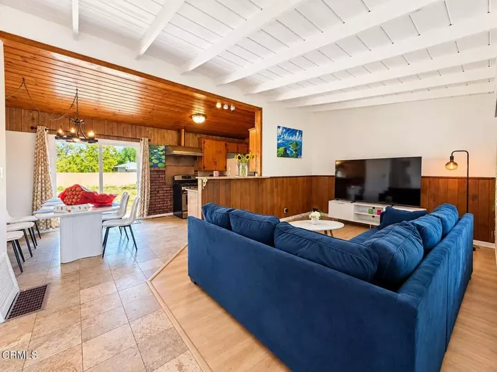 Property Photo:  7616 Greg Avenue  CA 91352 
