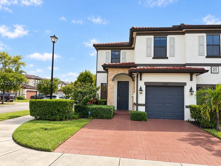Property Photo: 10306 W 33rd Ln FL 33018