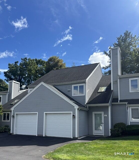 Property Photo:  4 Winchester Court  CT 06032 