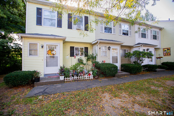 Property Photo:  25 Padanaram Road 23  CT 06811 