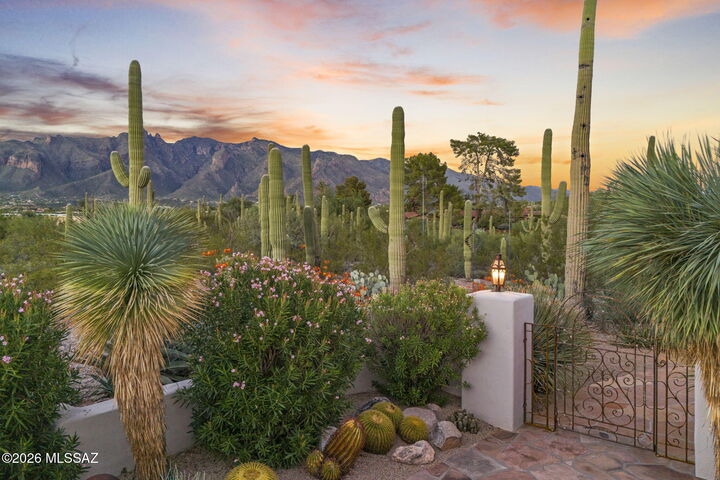 Property Photo:  5353 N Camino Escuela  AZ 85718 