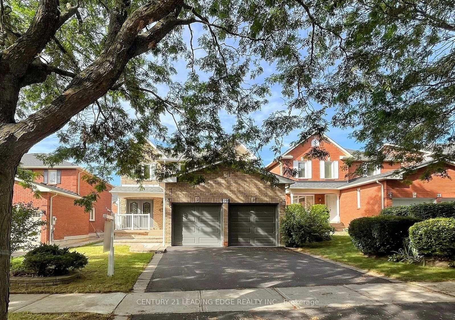 Property Photo: 19 Mantell Crescent Bsmt ON L1T 3N6