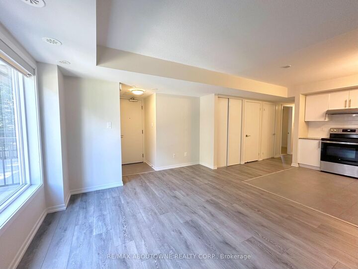 Property Photo:  37A Valley Woods Road 514  ON M3A 2R5 