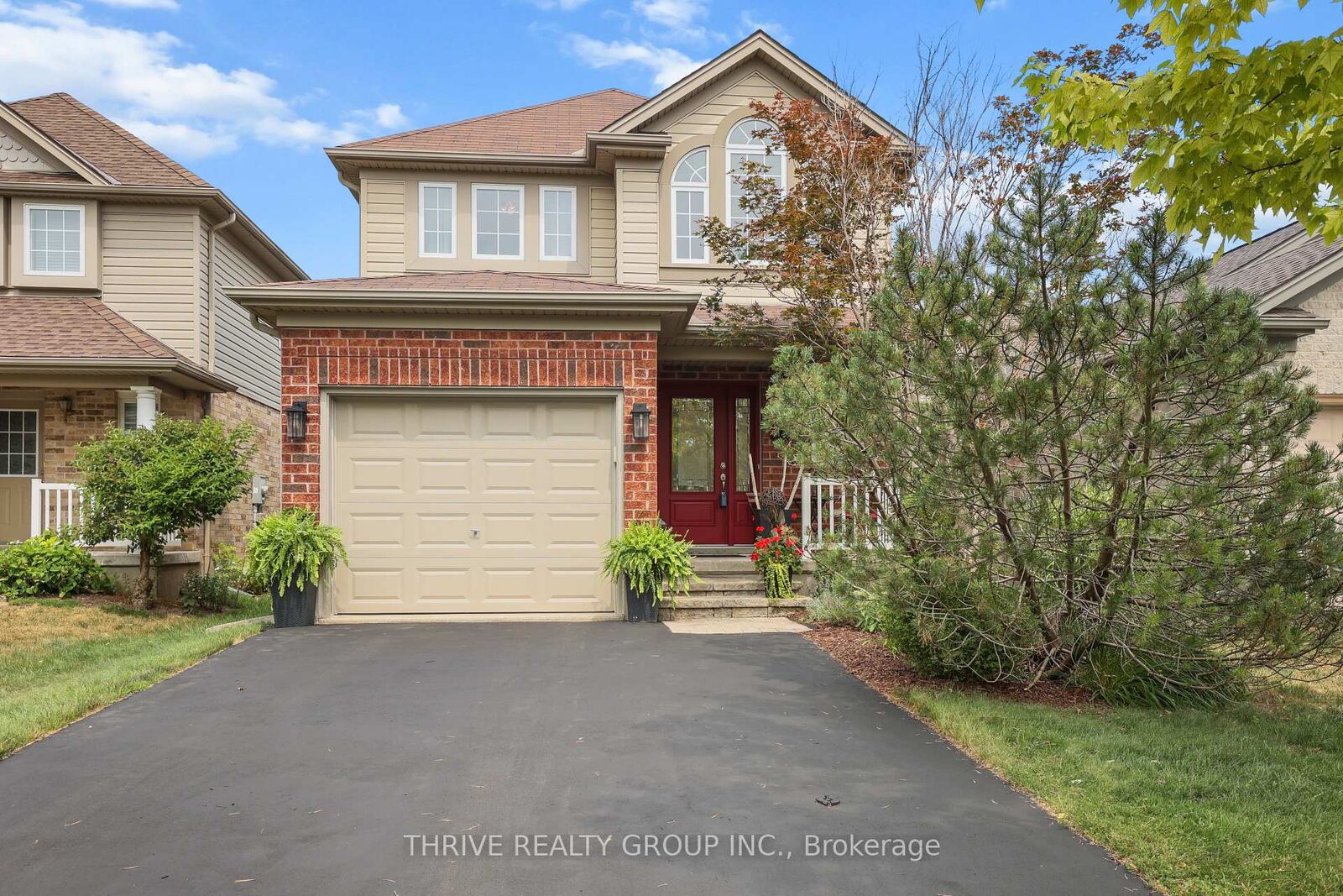 Property Photo: 1351 Pleasantview Drive ON N5X 4P5