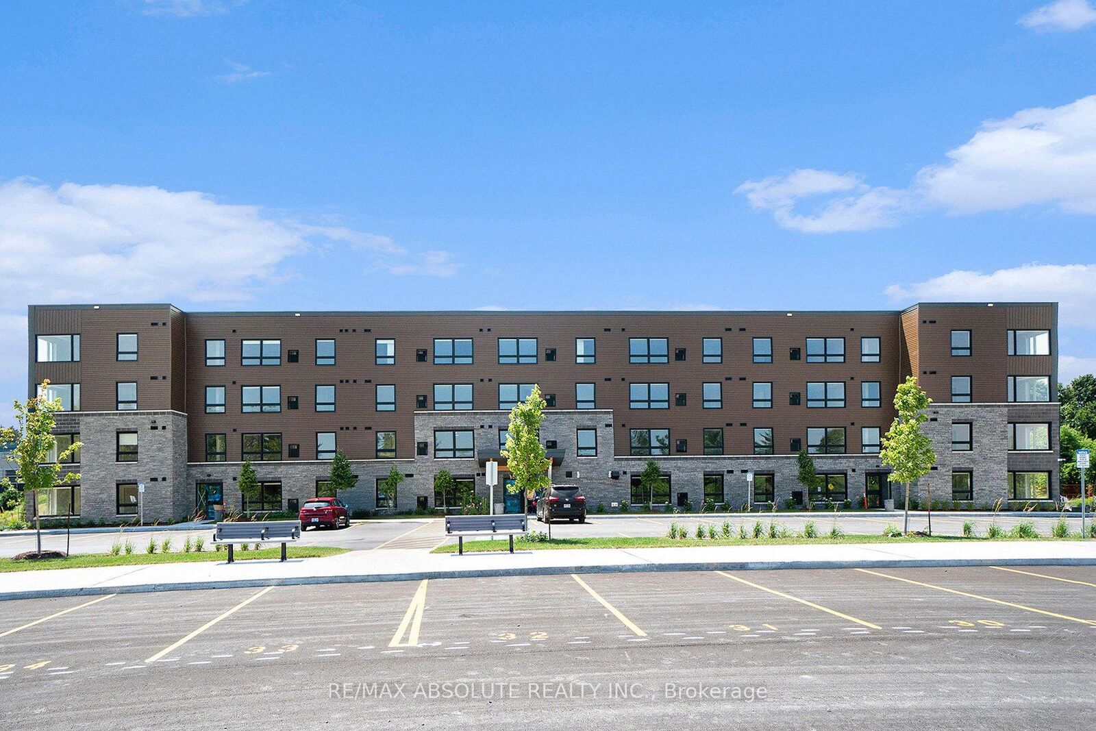 Property Photo:  12B Thomas Street S 402  ON K7S 2J1 