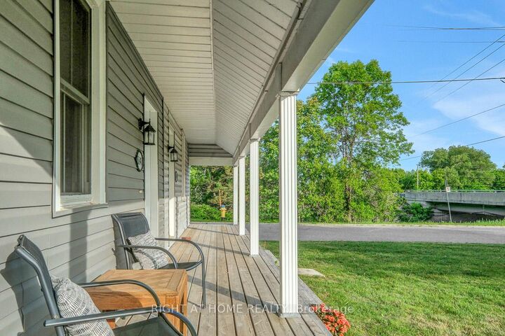 Property Photo:  3698 Carp Road  ON K0A 1L0 