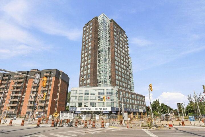 Property Photo:  929 Richmond Road 1206  ON K2B 6R1 