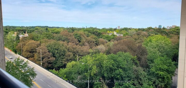 Property Photo:  300 Bloor Street E 905  ON M4W 3Y2 