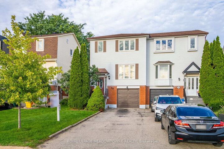 Property Photo:  38 Lakeview Court  ON L9W 4P2 