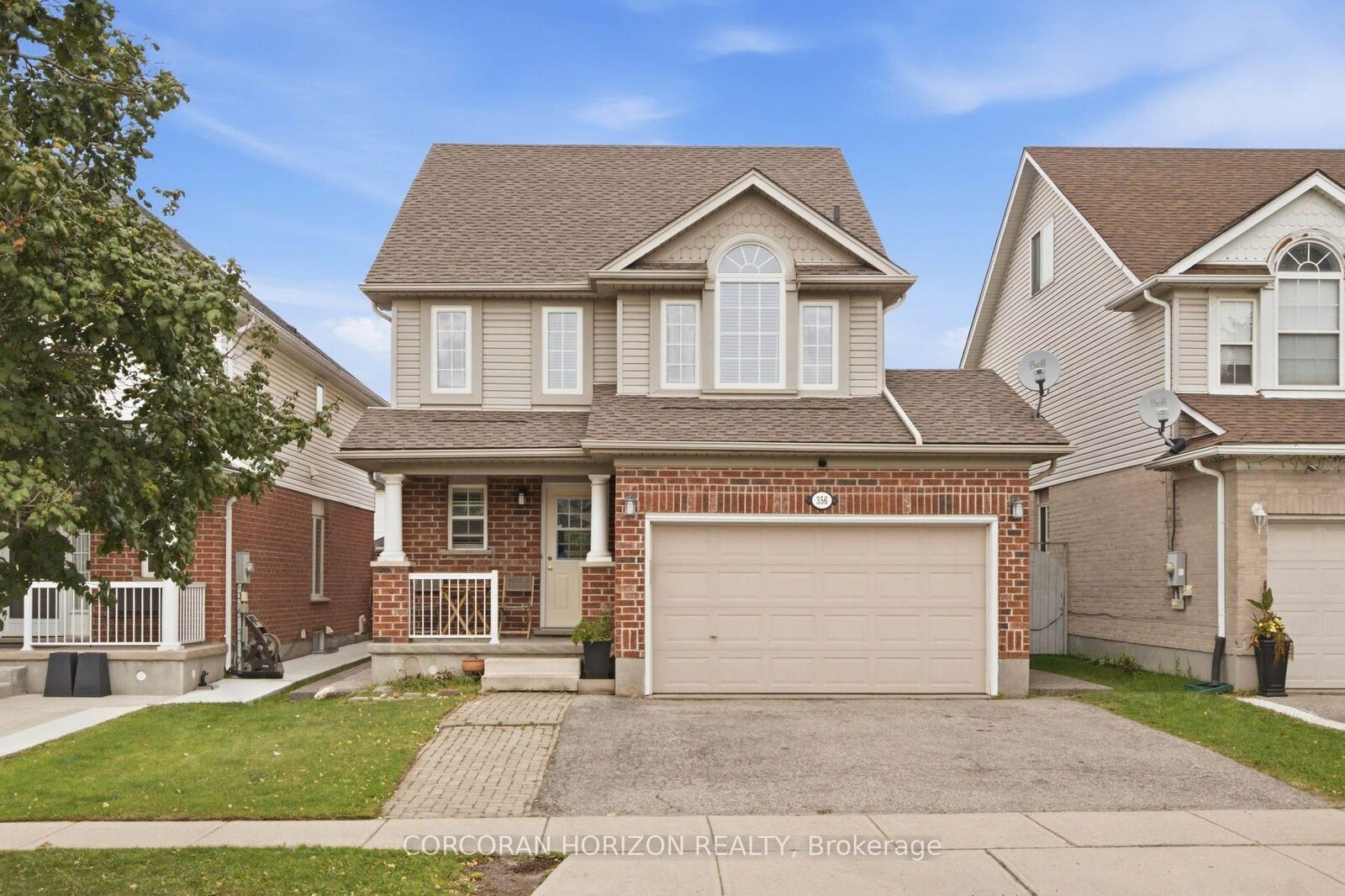 Property Photo:  356 Newport Drive  ON N3H 5S7 