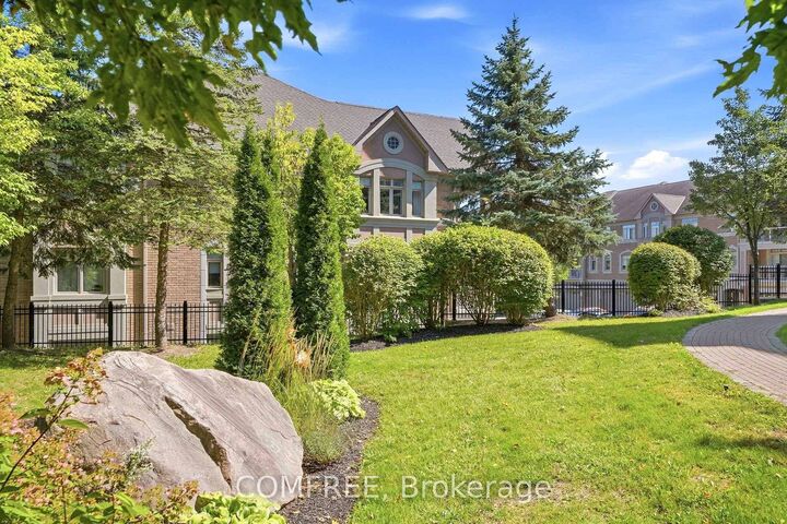 Property Photo:  78 Sunset Boulevard 312  ON L9R 2H5 