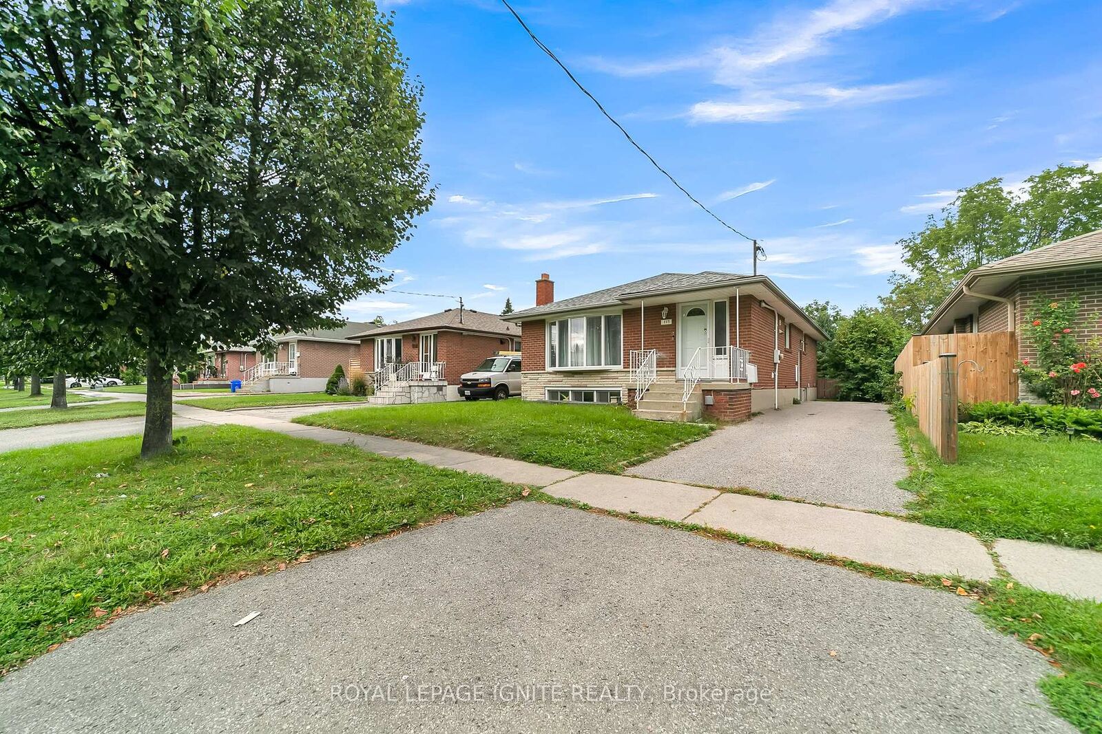 Property Photo:  117 Cabot Street Bsmt  ON L1J 5R8 