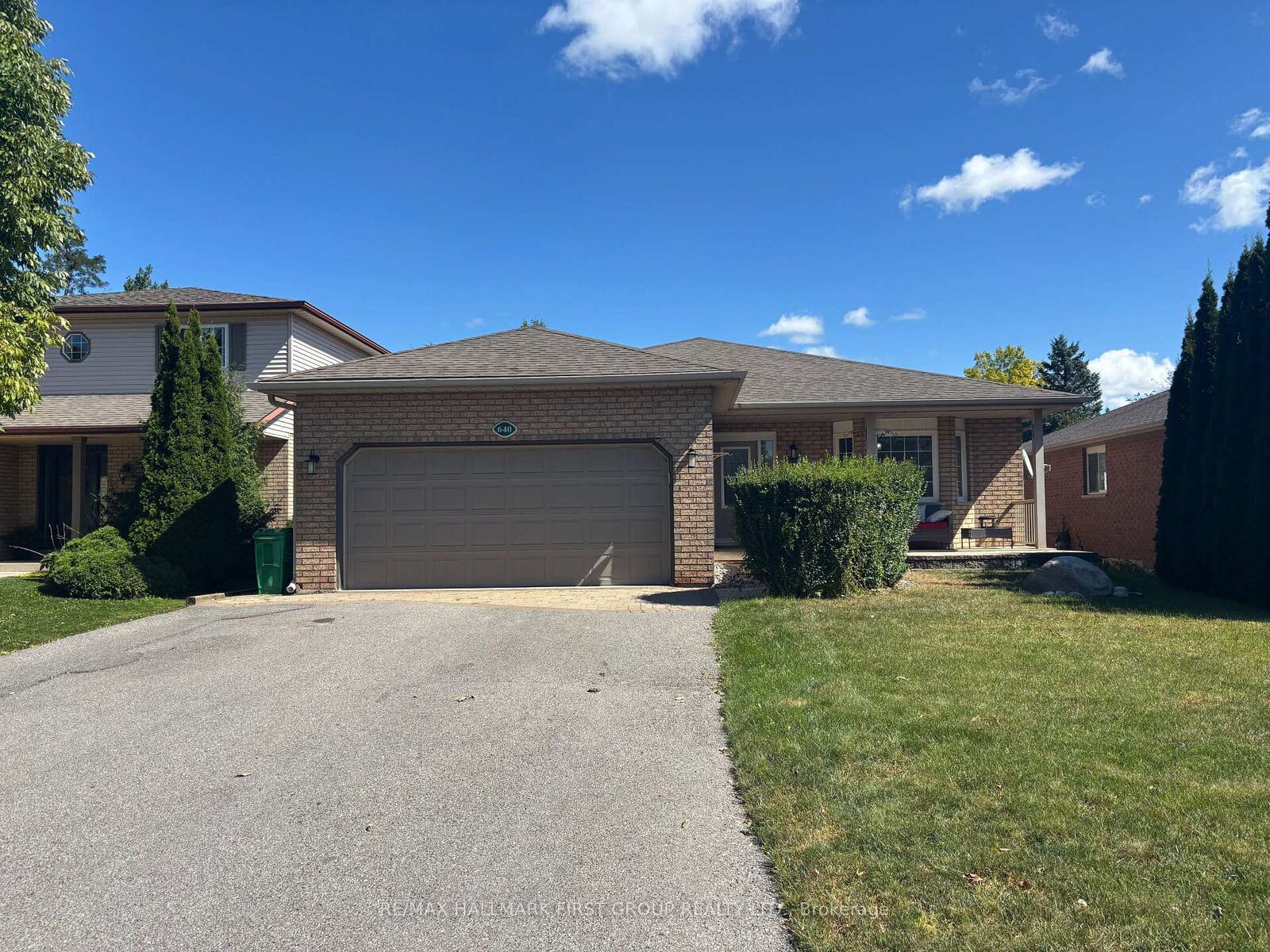 Property Photo:  640 Pinewood Drive #Lower  ON K9K 1L2 