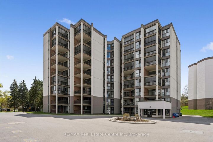 Property Photo:  22 Marilyn Drive 201  ON N1H 7T1 