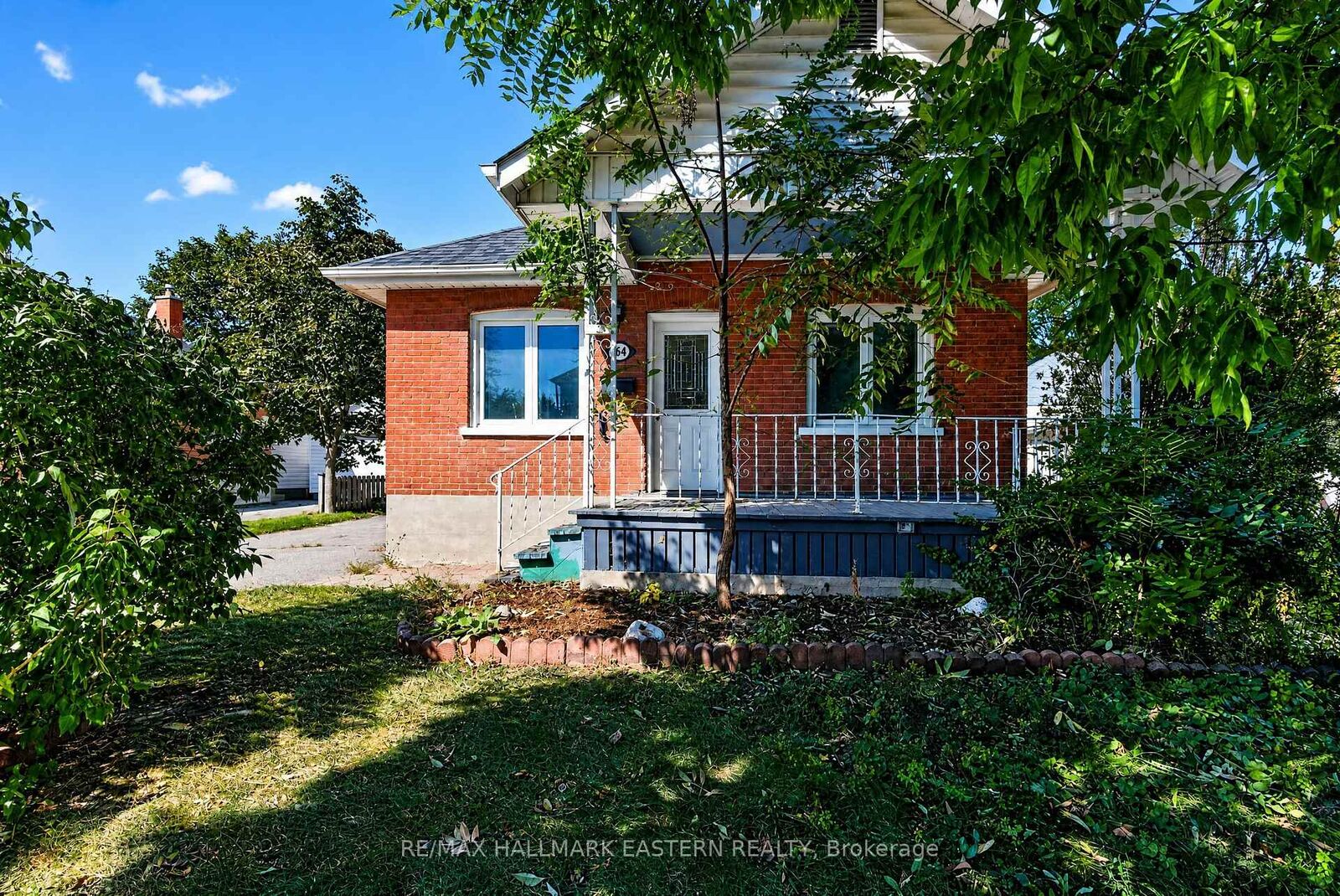 Property Photo:  164 Prince Street  ON K9J 2A4 