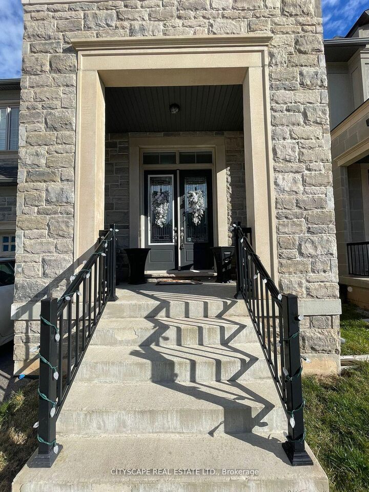 Property Photo: 3041 Post Road ON L6H 7C4
