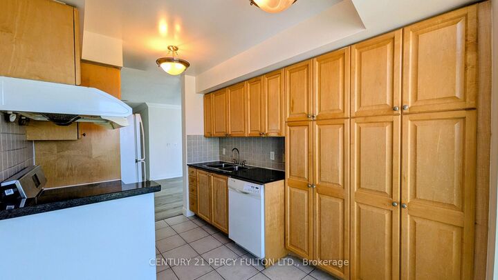 Property Photo:  238 Bonis Avenue 2322  ON M1T 3W7 