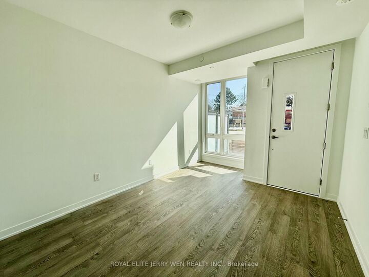 Property Photo:  16 Turtle Island Road  ON M6A 0G2 