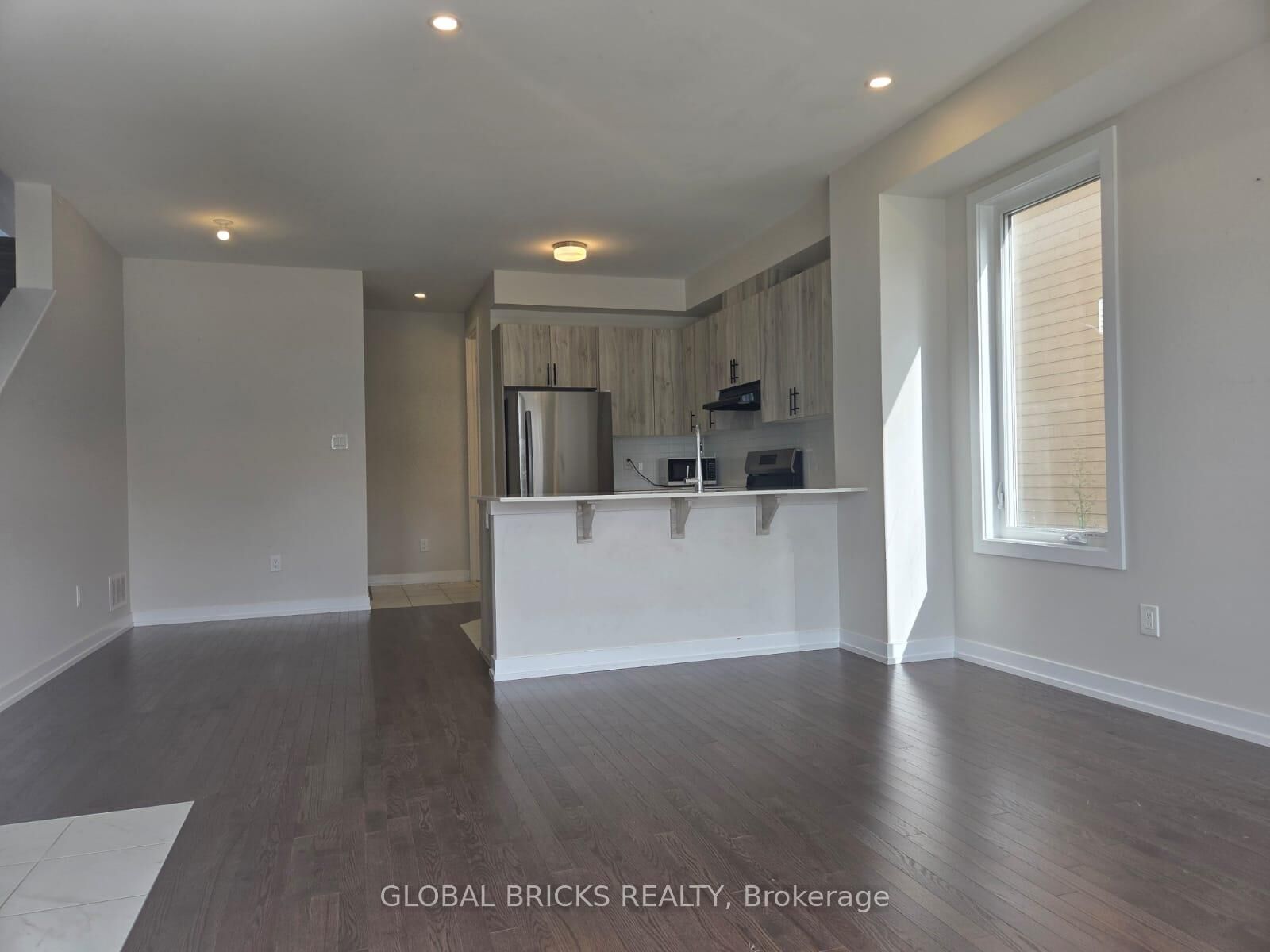 Property Photo:  524 Oldenburg Avenue  ON K0A 2Z0 