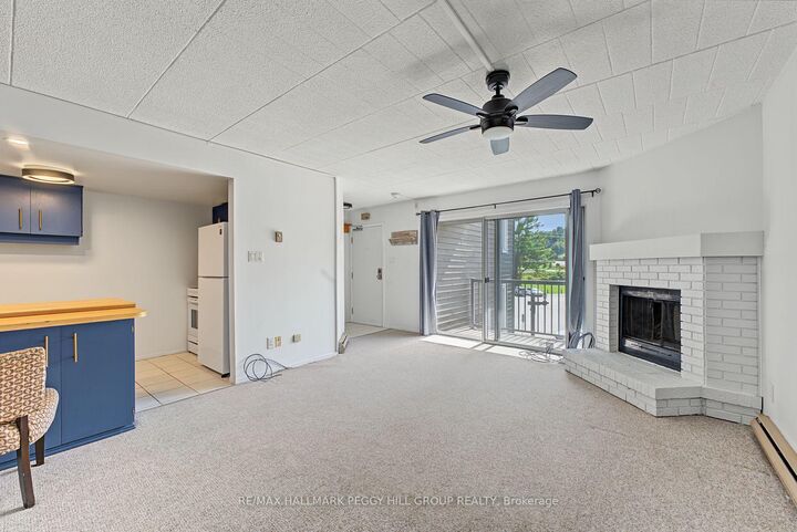 Property Photo:  1102 Horseshoe Valley Road W 215  ON L4M 4Y8 