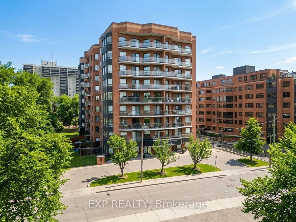 Property Photo: 10 Ellen Street E 809 ON N2H 6R8