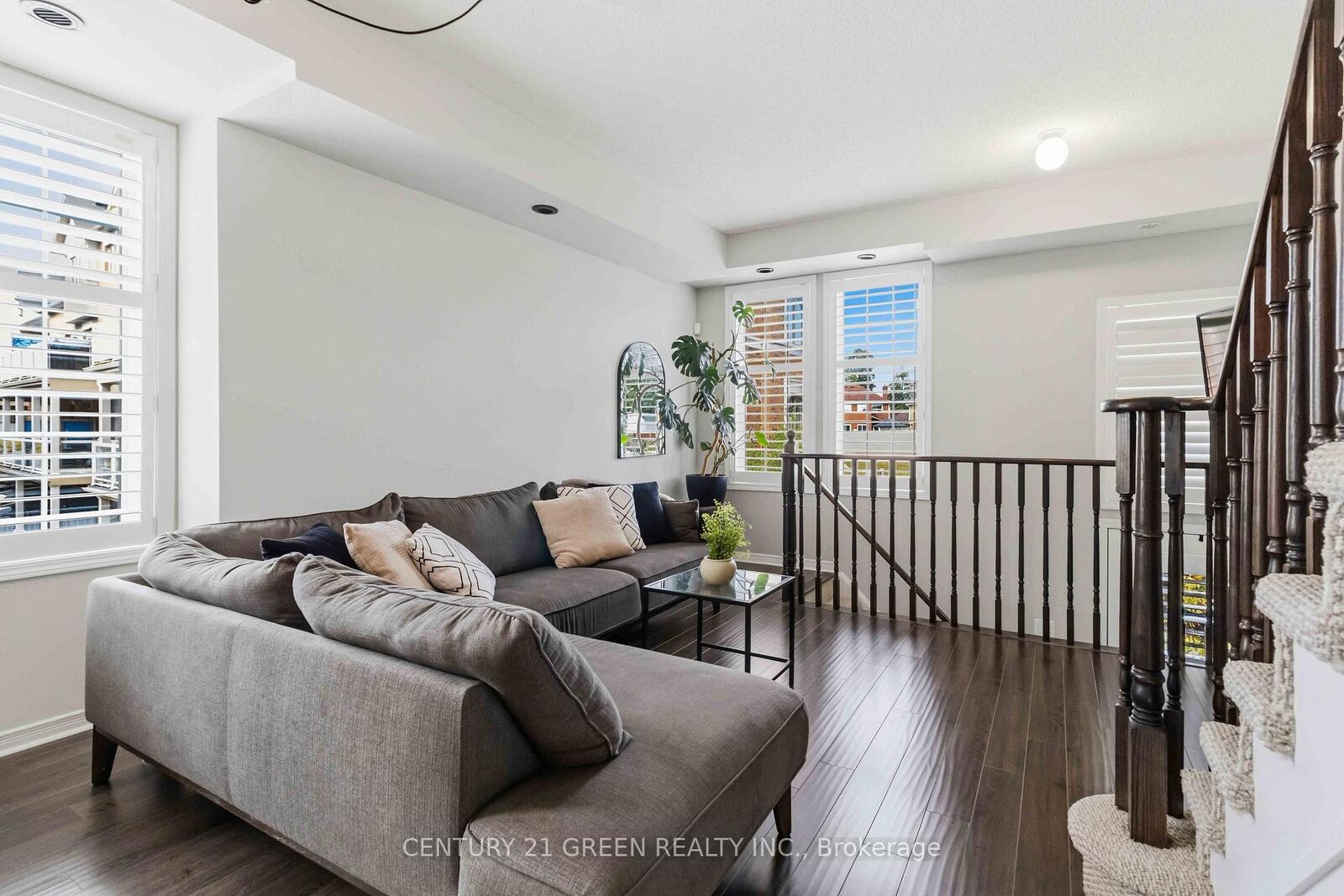 Property Photo:  180 Howden Boulevard 43  ON L6S 5J2 