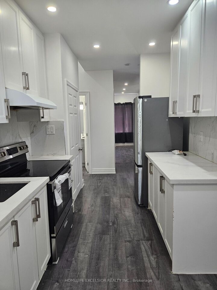 Property Photo: 82 Pandora Circle ON M1H 1V7