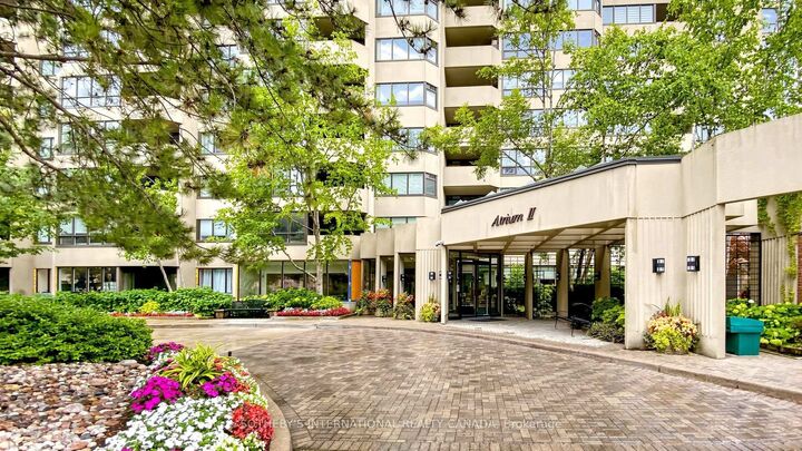 Property Photo:  65 Spring Garden Avenue 1803  ON M2N 6H9 