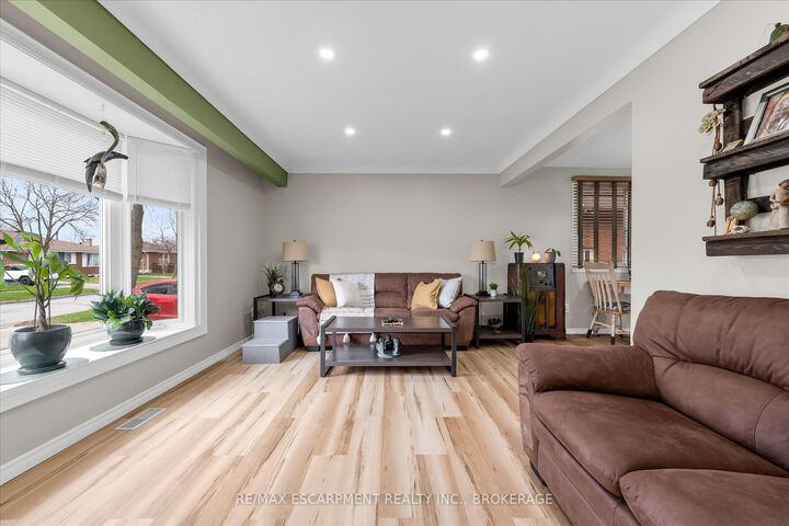 Property Photo: 7506 Jubilee Drive ON L2G 7J5