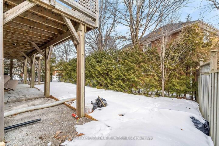 Property Photo:  355 Carruthers Avenue  ON L3X 2B7 