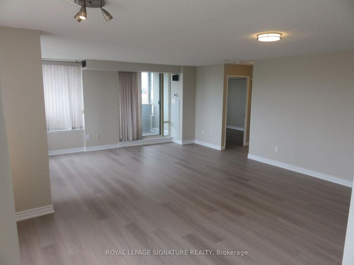 Property Photo: 700 Constellation Drive 408 ON L5R 3G8