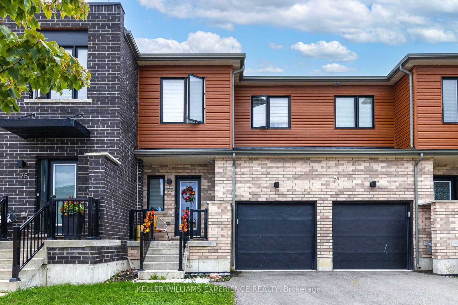 Property Photo:  77 Gateland Drive  ON L9J 0N2 