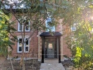 Property Photo:  44 Main Street N 2  ON L7G 3G8 