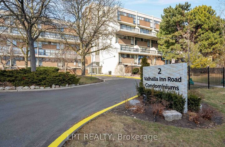 Property Photo: 2 Valhalla Inn Road 332 ON M9B 6C3