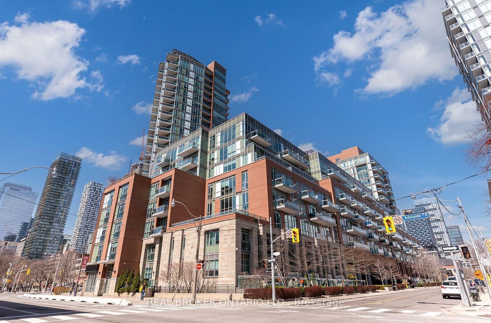 Property Photo: 112 George Street 1702 ON M5A 2M5