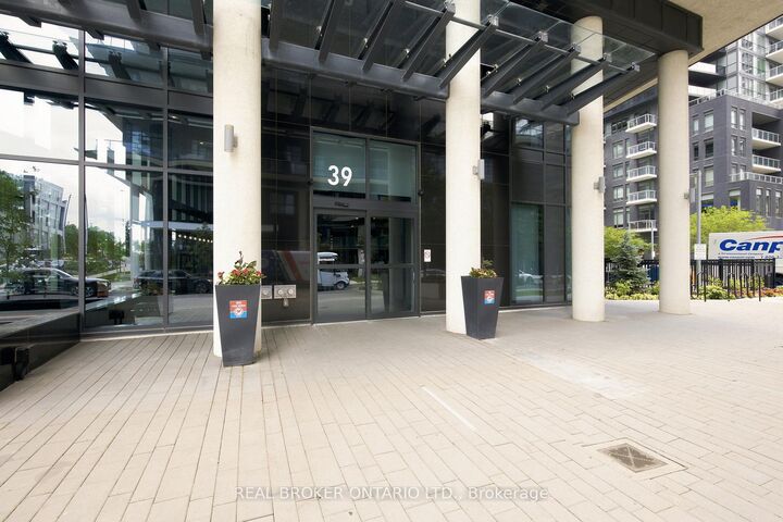 Property Photo:  39 Annie Craig Drive Ph06  ON M8V 0H1 