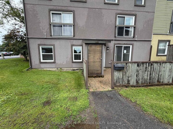 Property Photo:  1250 McWatters Road 22  ON K2C 3P5 