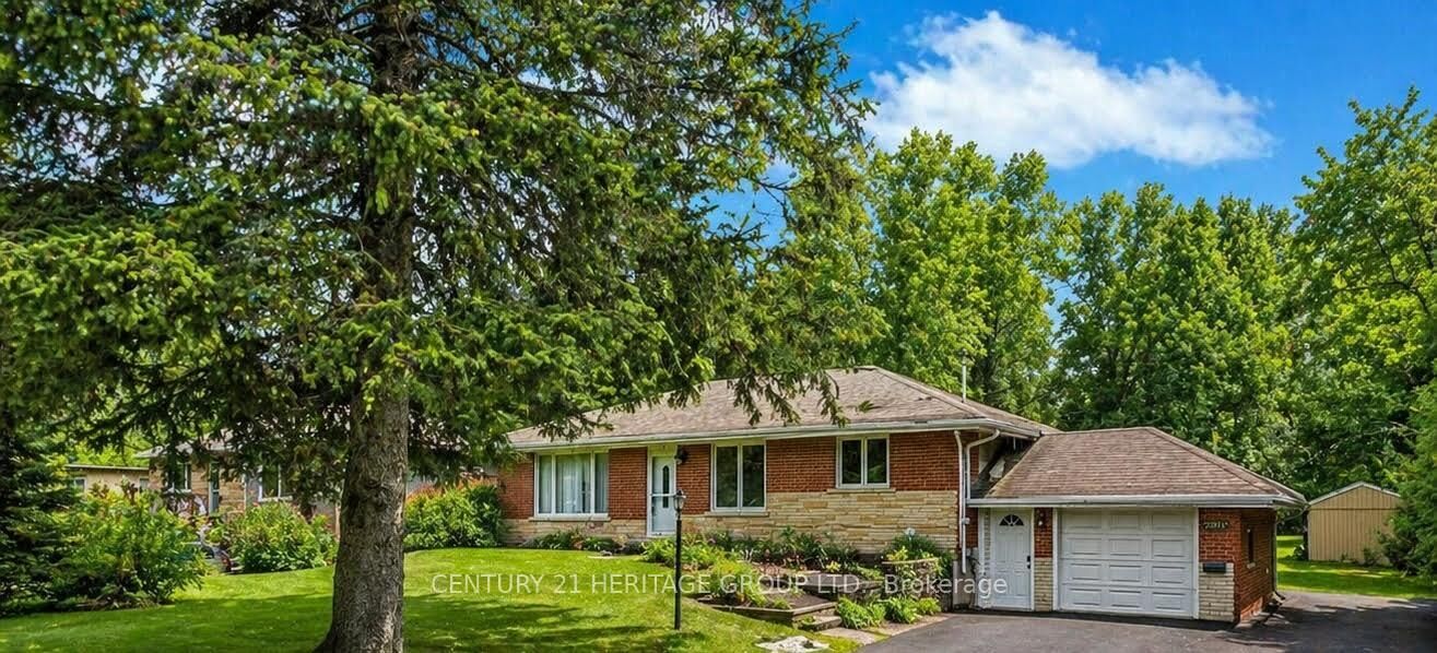 Property Photo:  20015 Bathurst Street  ON L9N 1N3 